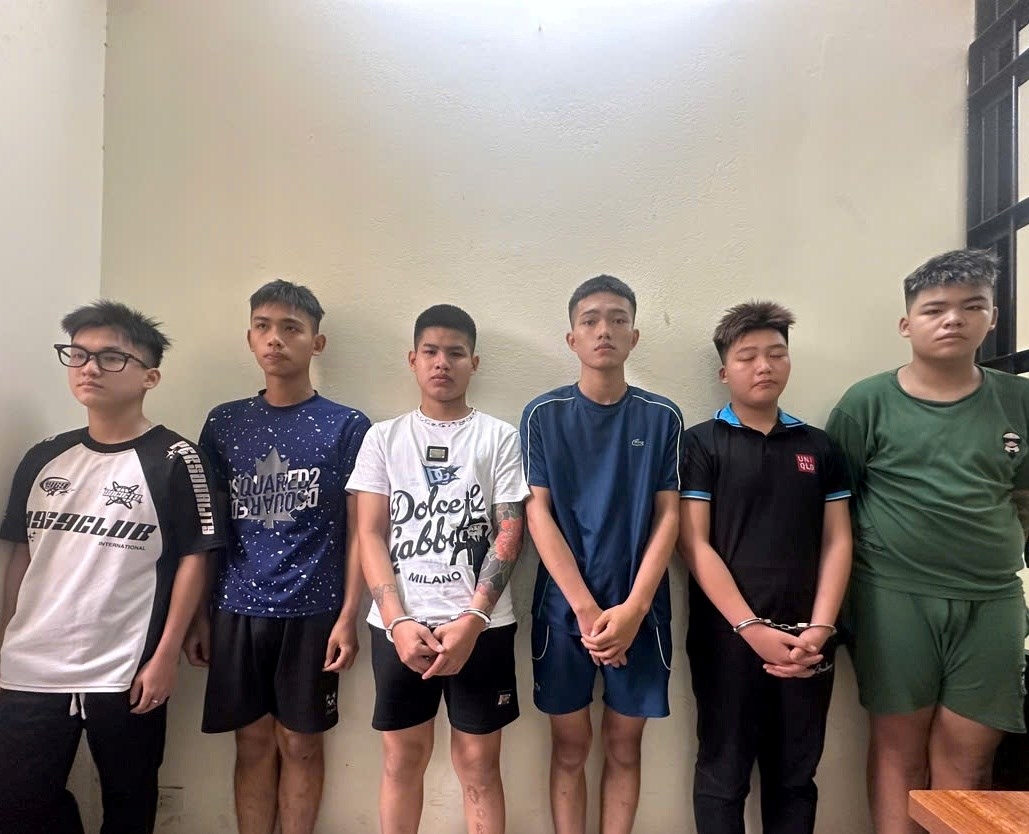 Cầm kiếm truy đuổi, dàn cảnh cướp xe tại Hải Phòng